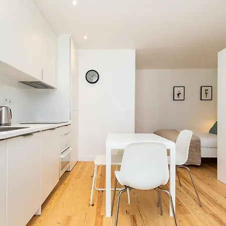Apartment Design And Bright Near Pasteis De Belem *