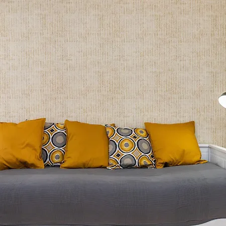 Design And Bright Near Pasteis De Belem Apartment