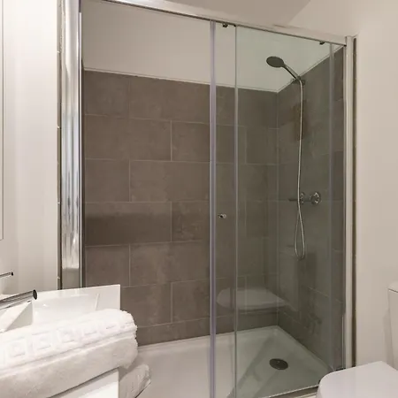 Design And Bright Near Pasteis De Belem アパート