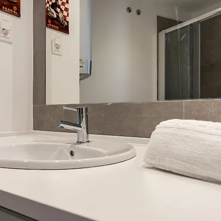 Design And Bright Near Pasteis De Belem *