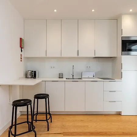 Design And Bright Near Pasteis De Belem *