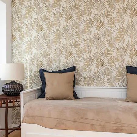 Design And Bright Near Pasteis De Belem リスボン